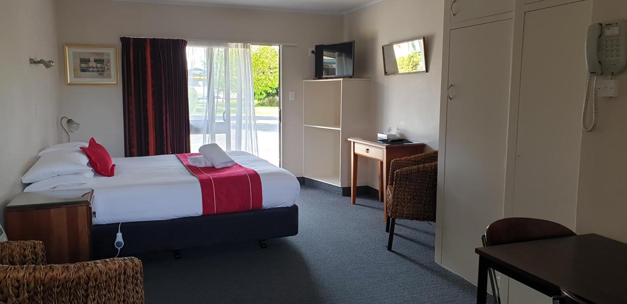 Commodore Motor Lodge Ashburton Exterior photo